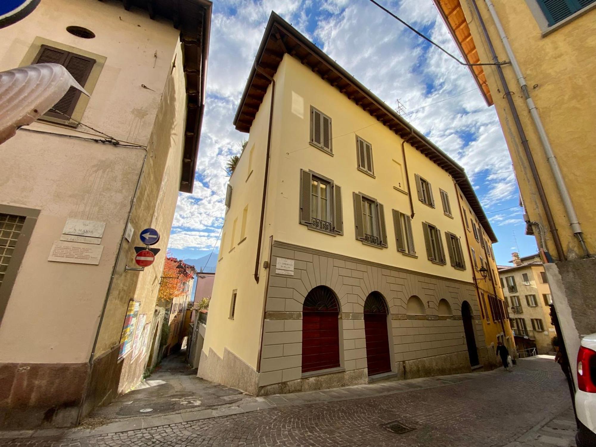 Casa Anna Appartement Lovere Buitenkant foto